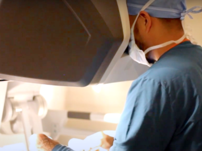 >Is Bariatric Surgery Right for You?